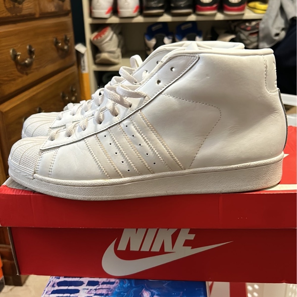 Mens hightop Adidas All white shoes